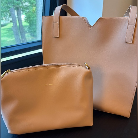 NWOT Pixie Mood Alicia Chic Tote Bag - Picture 4 of 6